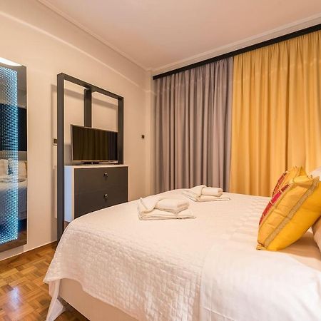 Seaside Central Apartment Афины Экстерьер фото